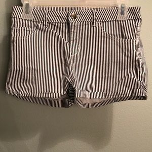 H&M striped shorts
